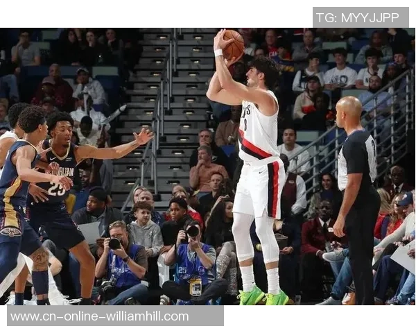 12月10日火箭队对阵开拓者精彩比赛录像回放全程回顾与分析 12月10日火箭队对阵开拓者精彩比赛录像回放全程回顾与分析